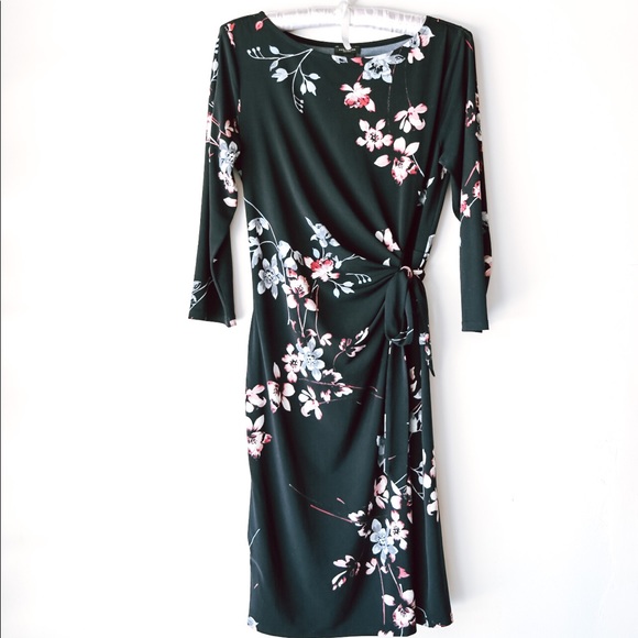 womens floral wrap dress